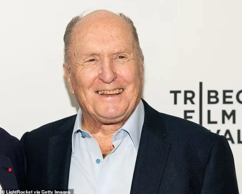 教父里的军师走了 4次结婚却无儿无女 成影史传奇…