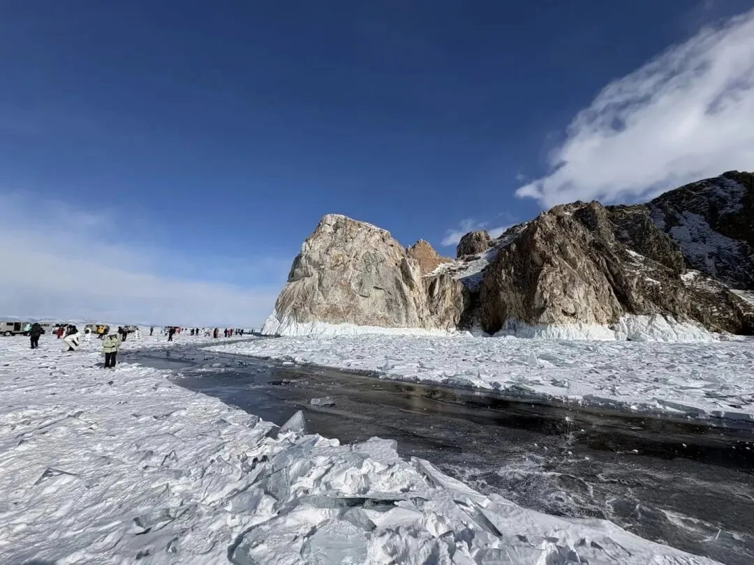 贝加尔湖高温破百年纪录，月内8名中国游客遇难