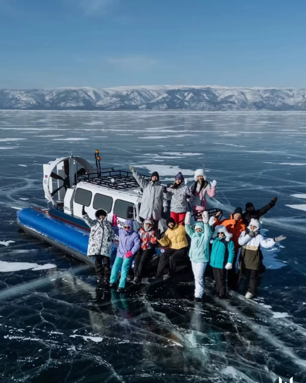 7名中国游客贝加尔湖遇难,目击者：车2-3分钟就沉了