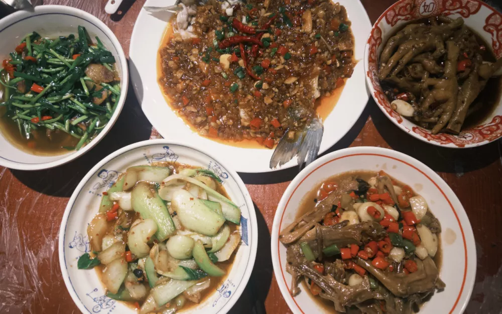 超46000家江西小炒店,成了离乡者的路标