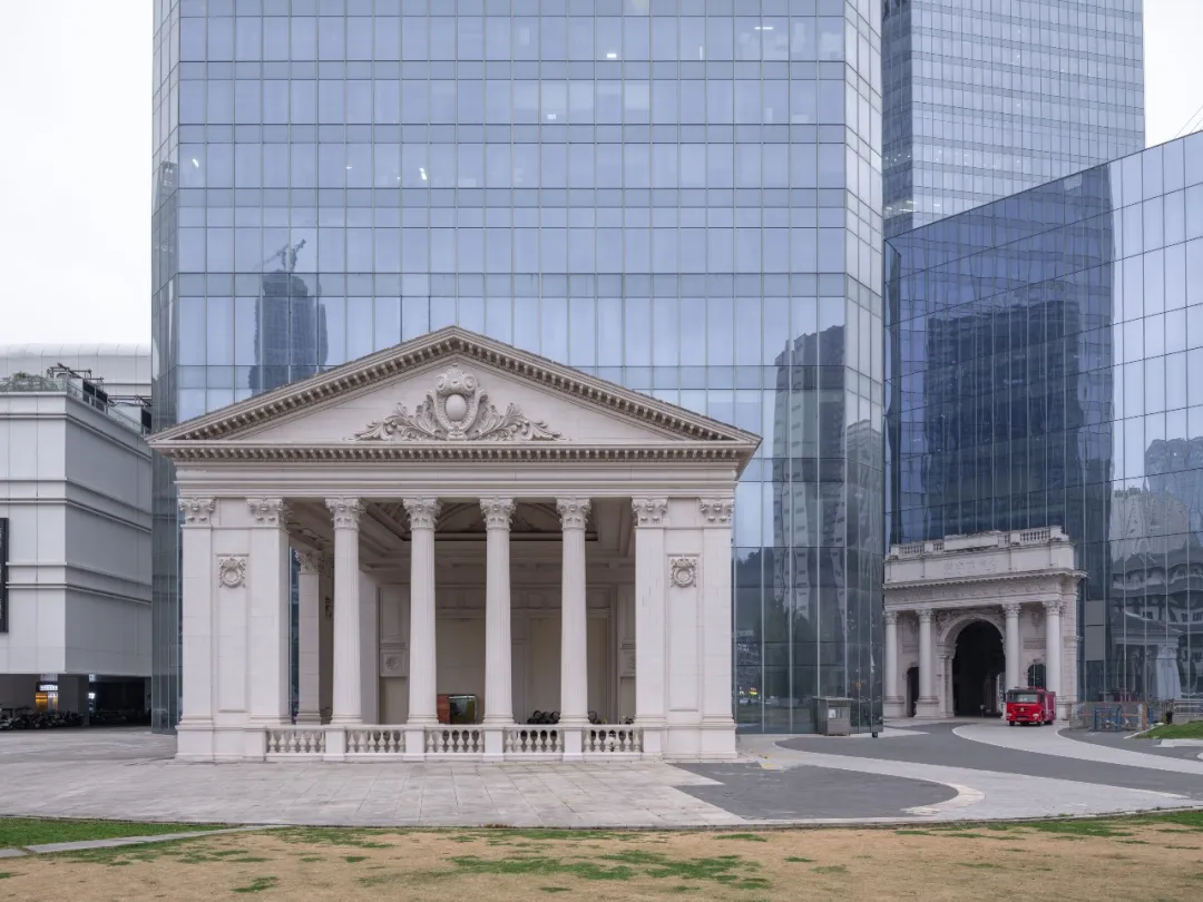 见证27亿“白宫” 中国有个魔幻的亚洲最大社区 见证27亿“白宫” 中国有个魔幻的亚洲最大社区