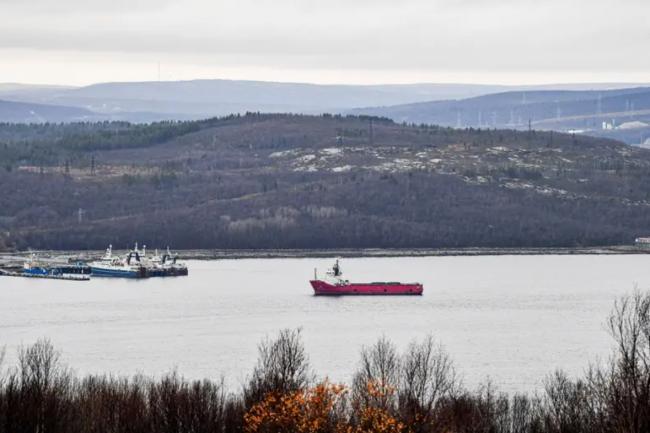 中国游客在俄连遇险 逾百人被困40小时