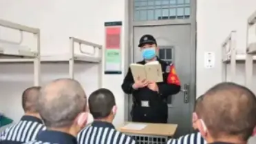 被判无期的人，每天在监狱里做些什么