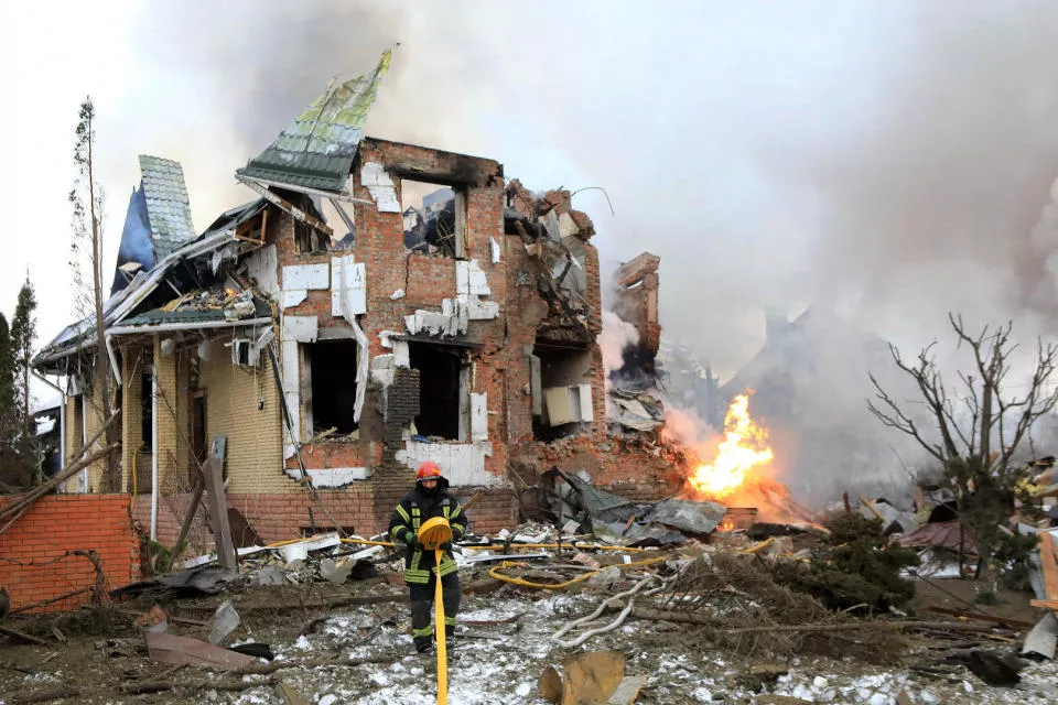 俄乌战争4周年:从第4天开始谈判,到“冰封”3年再启动