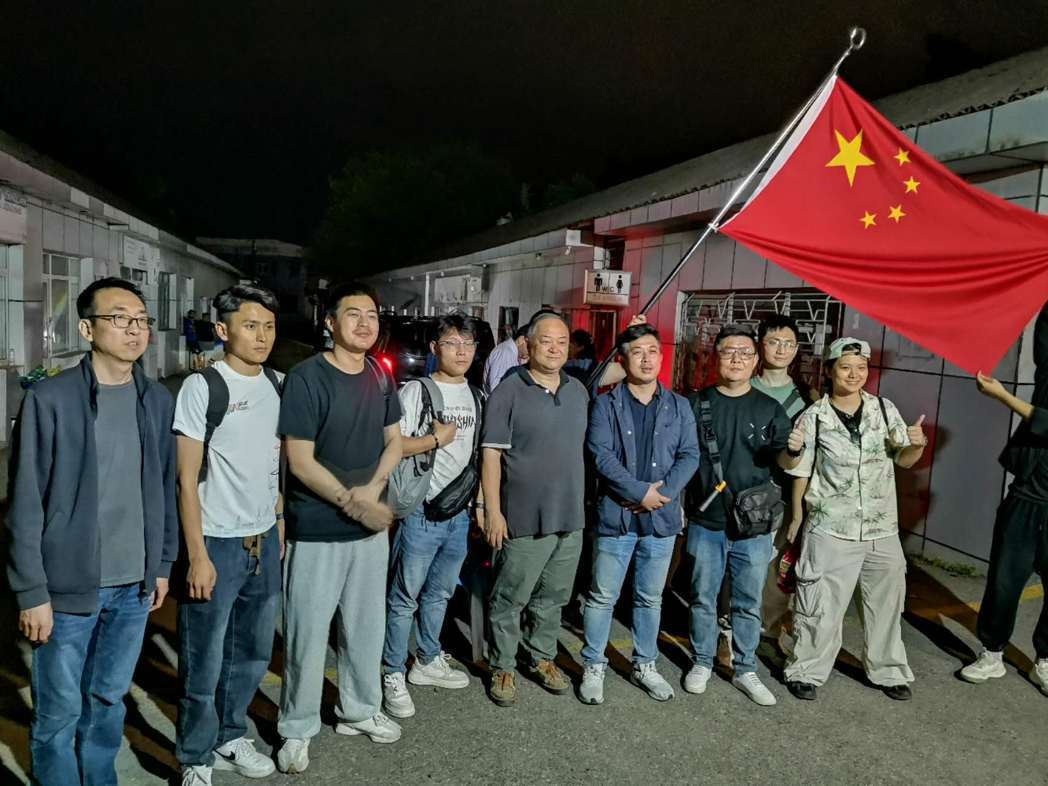 以色列飞弹袭击德黑兰,陆驻伊朗使馆通告中国公民做好紧急避险。图为去年6月发生以伊... 以色列飞弹袭击德黑兰,陆驻伊朗使馆通告中国公民做好紧急避险。图为去年6月发生以伊...