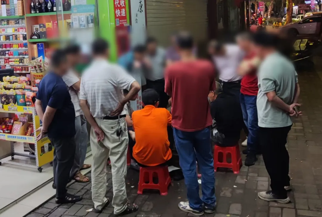 致命饭局：湖南“春节绝命同学会”引热议