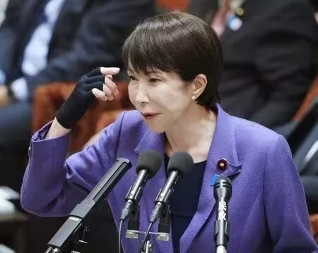 高市早苗当众施压下属“别让我丢人”引争议