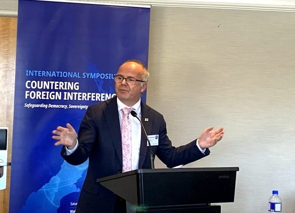 反制中共干预与跨境压制 纽澳台嘉宾奥克兰同场发声