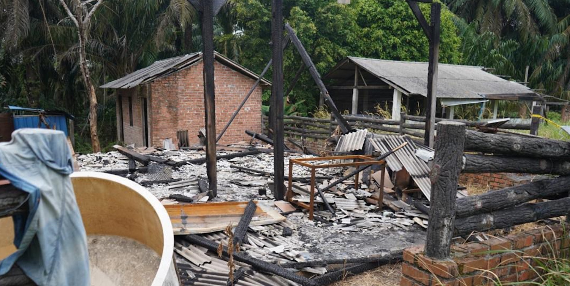 馬來西亞發布恐怖滅門慘案,6人被燒死皮肉消失。(馬來西亞警方圖片)