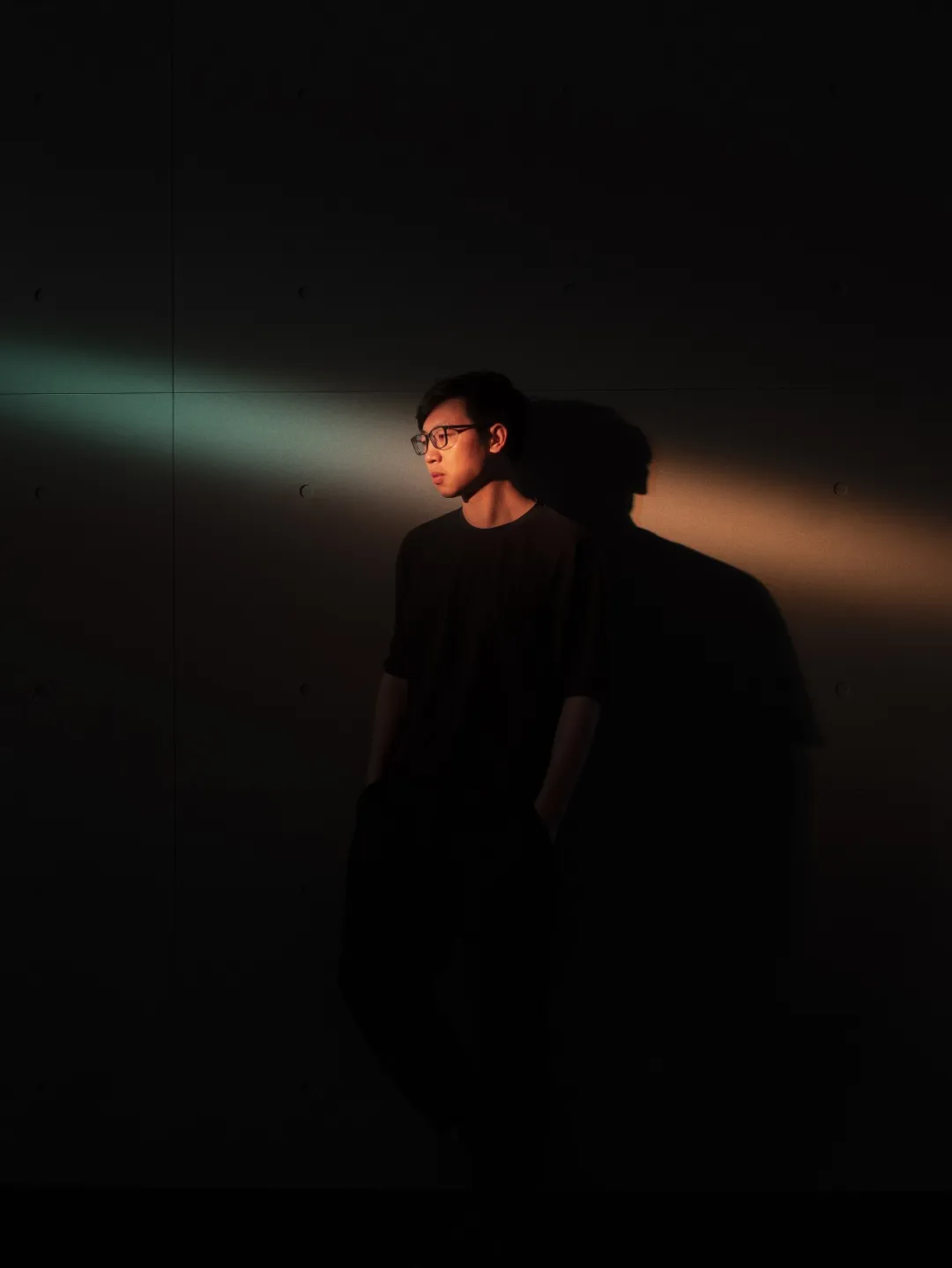 见证27亿“白宫” 中国有个魔幻的亚洲最大社区