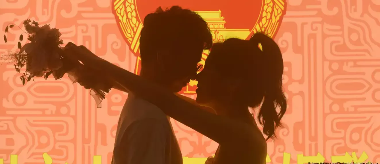 渲染"婚姻恐惧"? 脱口秀女演员小帕被微博禁言