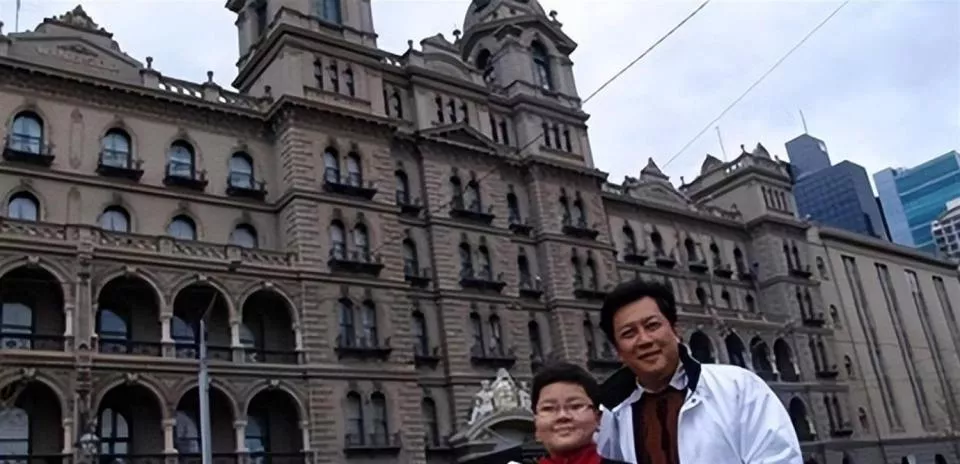 唐国强的糟心事:两个儿子都是残疾,难怪他73岁也不敢退休!