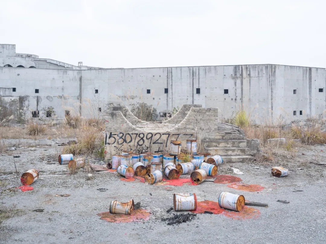 见证27亿“白宫” 中国有个魔幻的亚洲最大社区