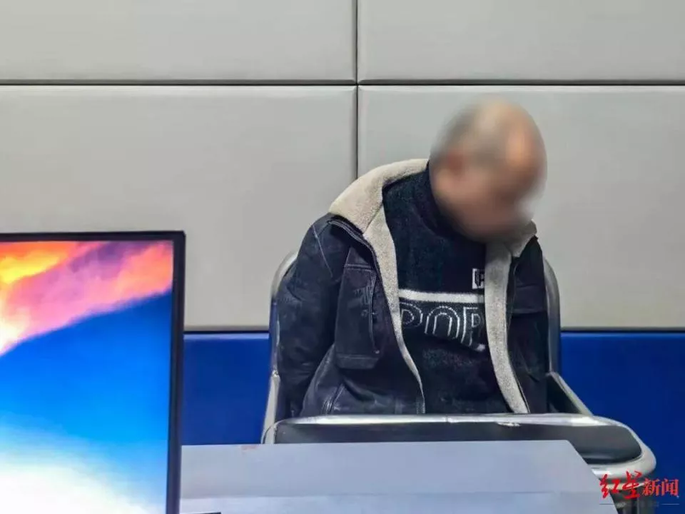 男子入室劫财杀人潜逃多年 以为“安全”返回案发地