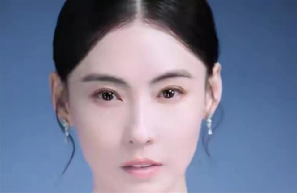 水落石出？张柏芝藏8年的三胎，身份疑似曝光