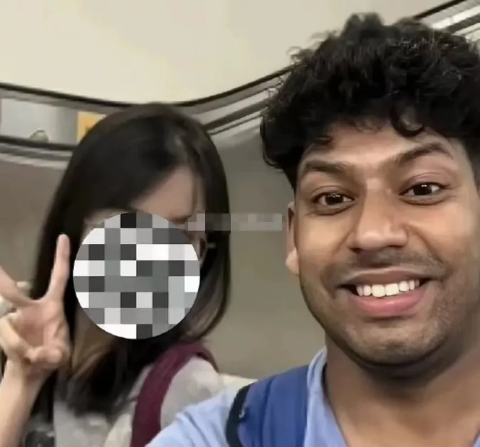 印度网红来中国留学,炫耀自己不到一周就交到女朋友