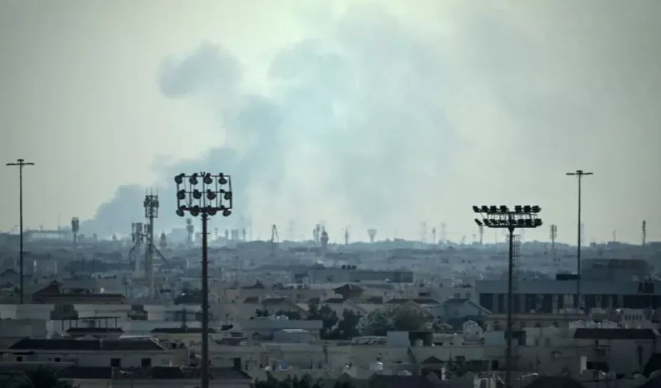 美基地差2分钟就完蛋！伊轰炸机闯卡达与F-15缠斗…