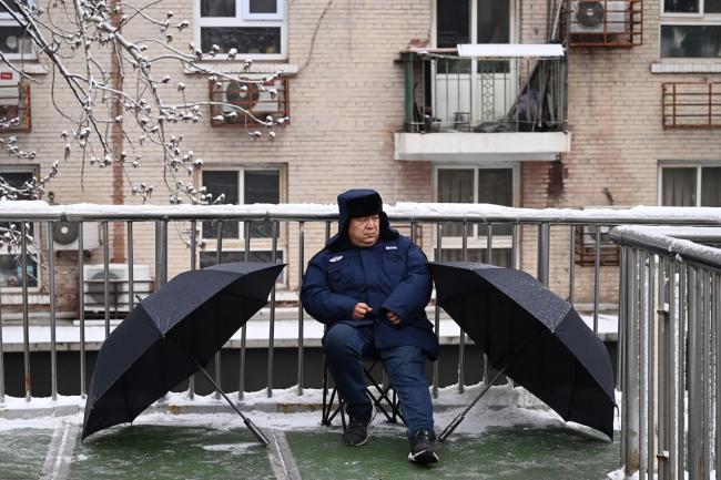 另类画面，两会期间中共如临大敌