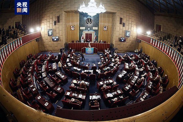 伊朗新一届专家会议成员宣誓就职-国际在线