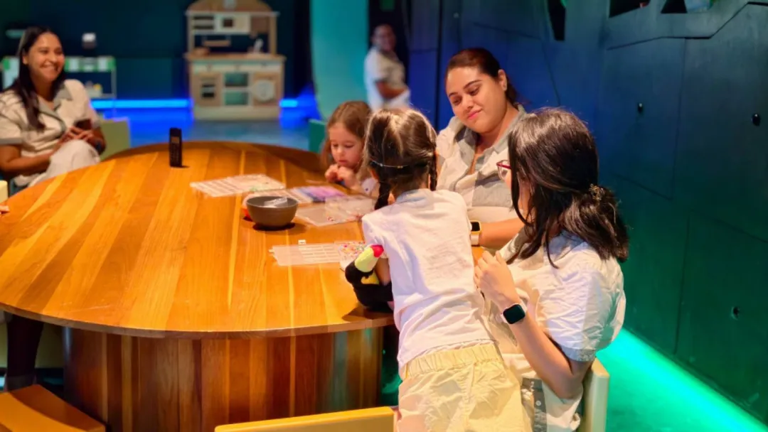 春节白人式度假的中国人，真香了？