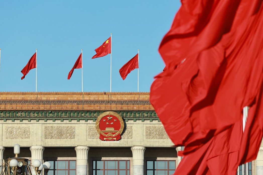 大陆今年全国两会,劳工的工作时间是人大代表和政协委员重点讨论议题之一。(中新社) 大陆今年全国两会,劳工的工作时间是人大代表和政协委员重点讨论议题之一。(中新社)