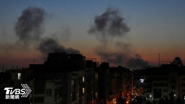 连日轰炸 断网 窗户剧烈震动 全城吓疯 连日轰炸 断网 窗户剧烈震动 全城吓疯