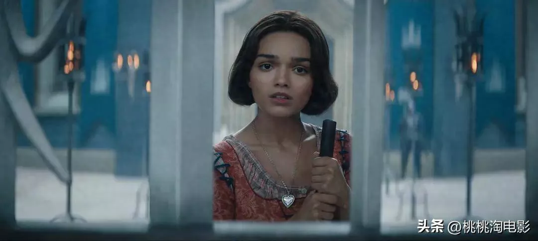 演白雪公主遭网暴,瑞秋齐格勒坦言:早知就把手机扔海里