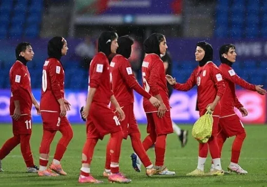 1名获澳大利亚庇护伊朗女足成员改主意 决定回国