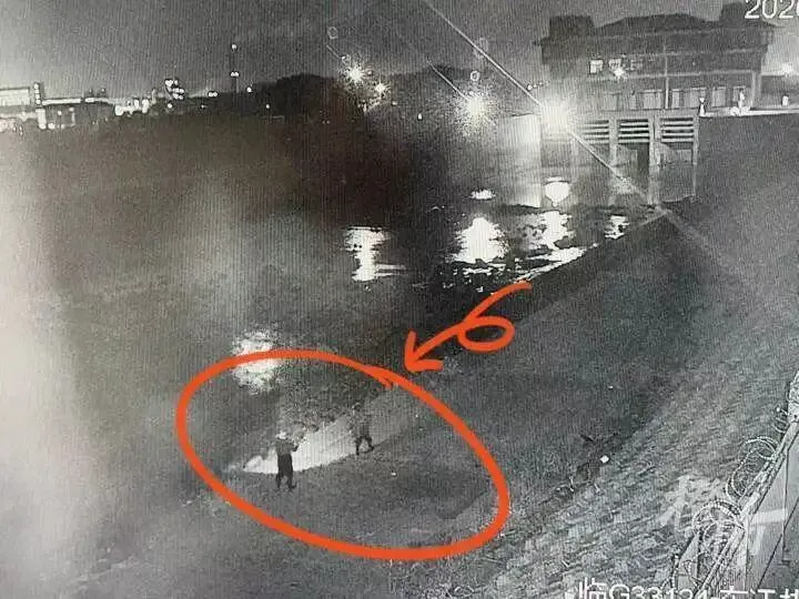 禁渔期刚开始就敢动手?杭州警方在钱塘江边抓获4人