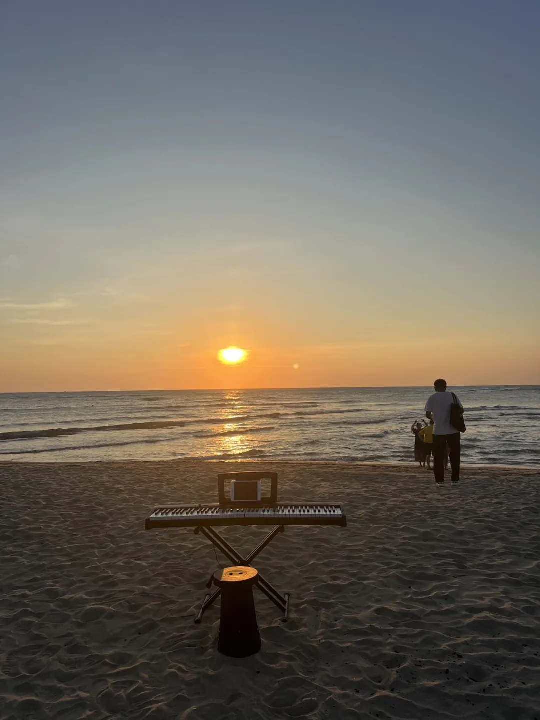 从环球旅行到小县城独居:一个中年男人的降级 从环球旅行到小县城独居:一个中年男人的降级