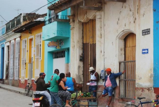 这人也低头了  曝川普战略绝杀中共的后院支点