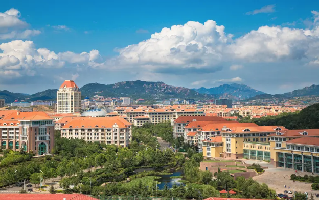 供不起了！妈妈哭诉大一儿子生活费涨到2500元