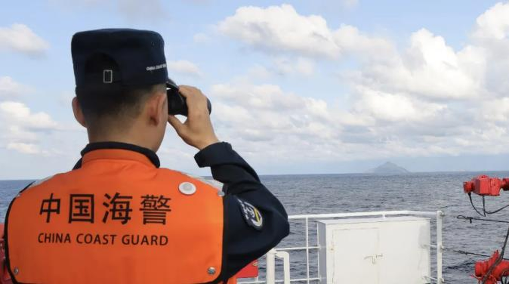 日媒《共同社》也接连两天报导,16日凌晨5点半前后起,两艘中国海警局船只相继驶入... 日媒《共同社》也接连两天报导,16日凌晨5点半前后起,两艘中国海警局船只相继驶入...