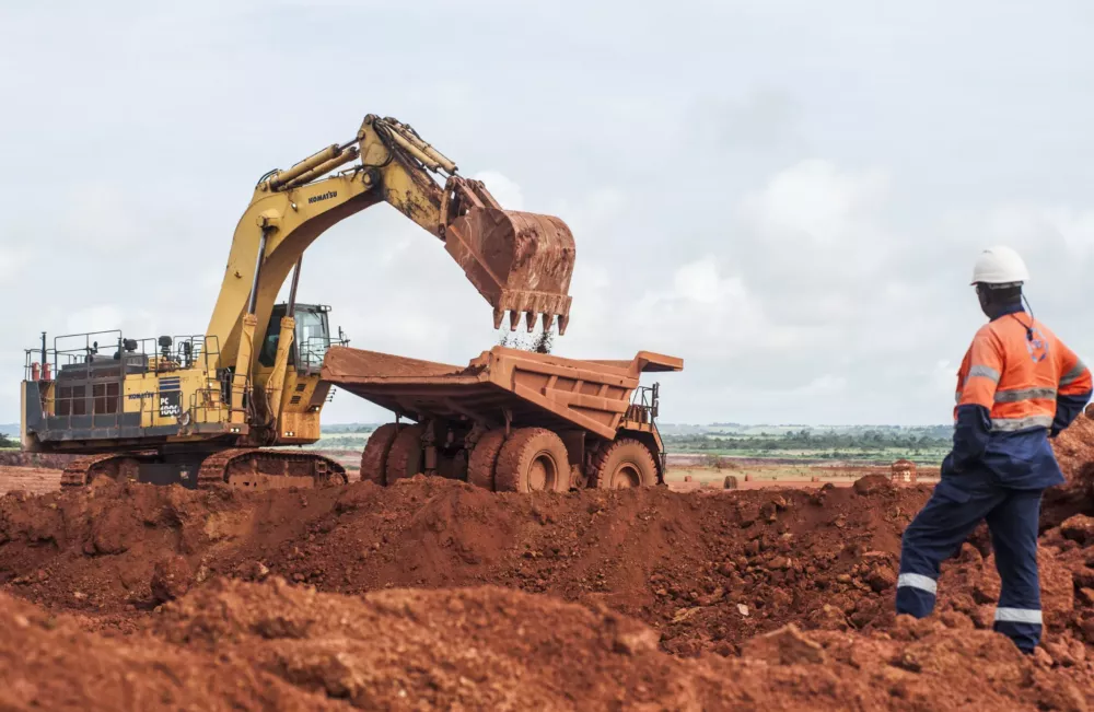 铝土矿价格腰斩，全球最大生产国要出手了