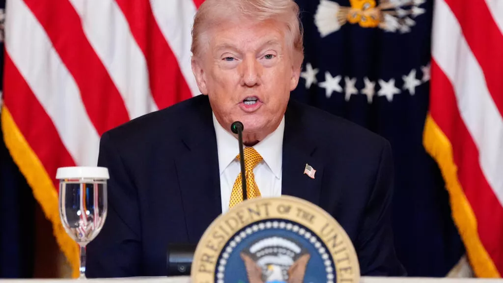 特朗普：...一件非常小的事情都不肯帮忙！