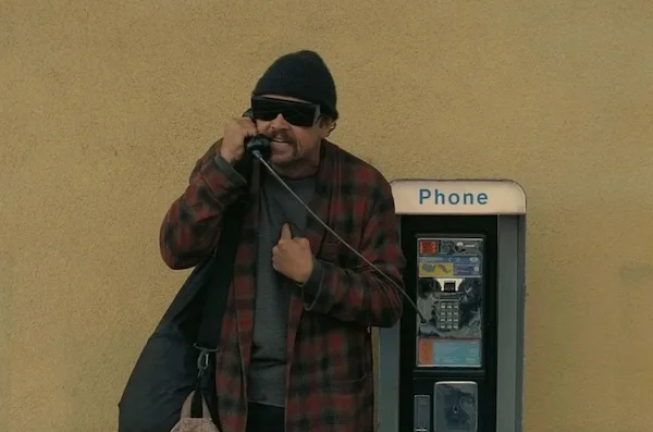 讲“革命在美国失败”的电影，横扫奥斯卡