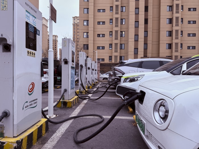 中国车企正推出仅需数分钟即可完成充电的技术。