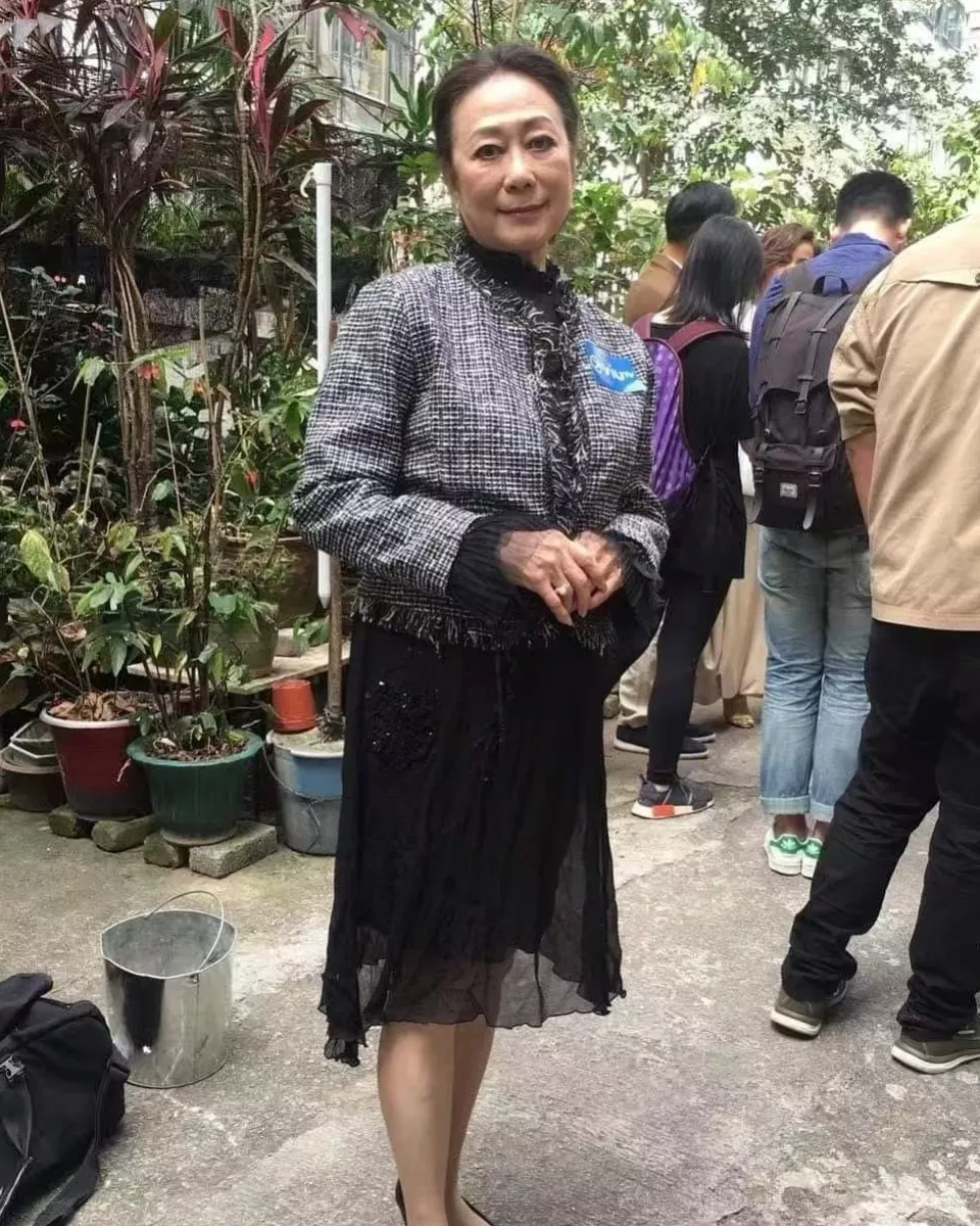 香港这批终身不婚不育的女星已经老了，她们晚年真的孤独凄惨吗？