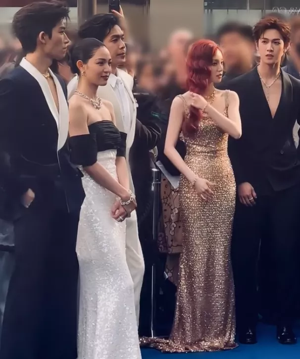 章子怡和唐嫣同框，才发现人到中年，幸不幸福都在脸上