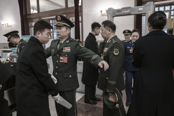 两会后打破一惯例，习行为模式异常