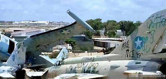 这个小国购买中国战斗机不给钱,7次追债都不还 这个小国购买中国战斗机不给钱,7次追债都不还