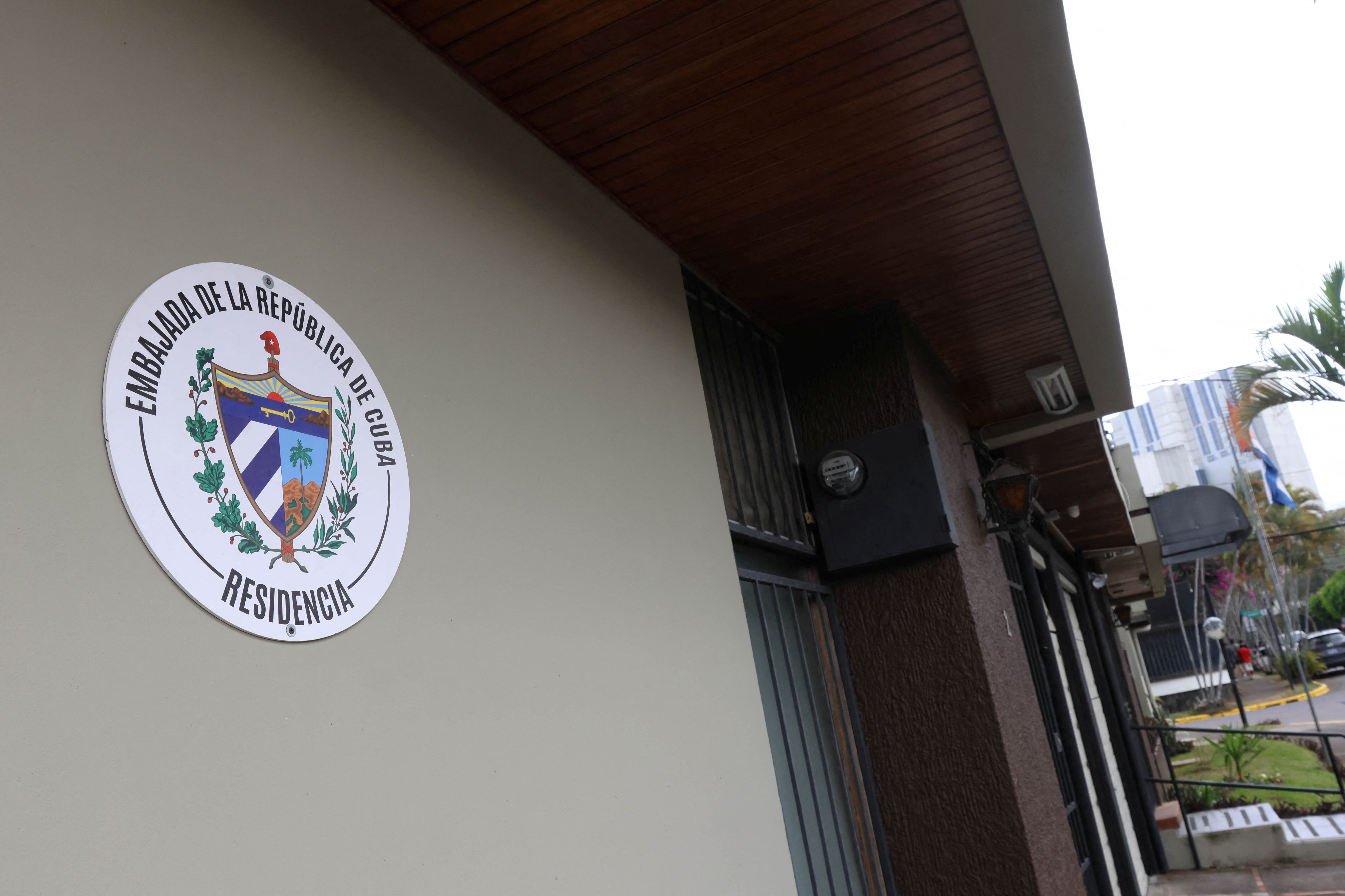 ▲▼ 古巴驻哥斯达黎加大使馆。 (图/路透) ▲▼ 古巴驻哥斯达黎加大使馆。 (图/路透)