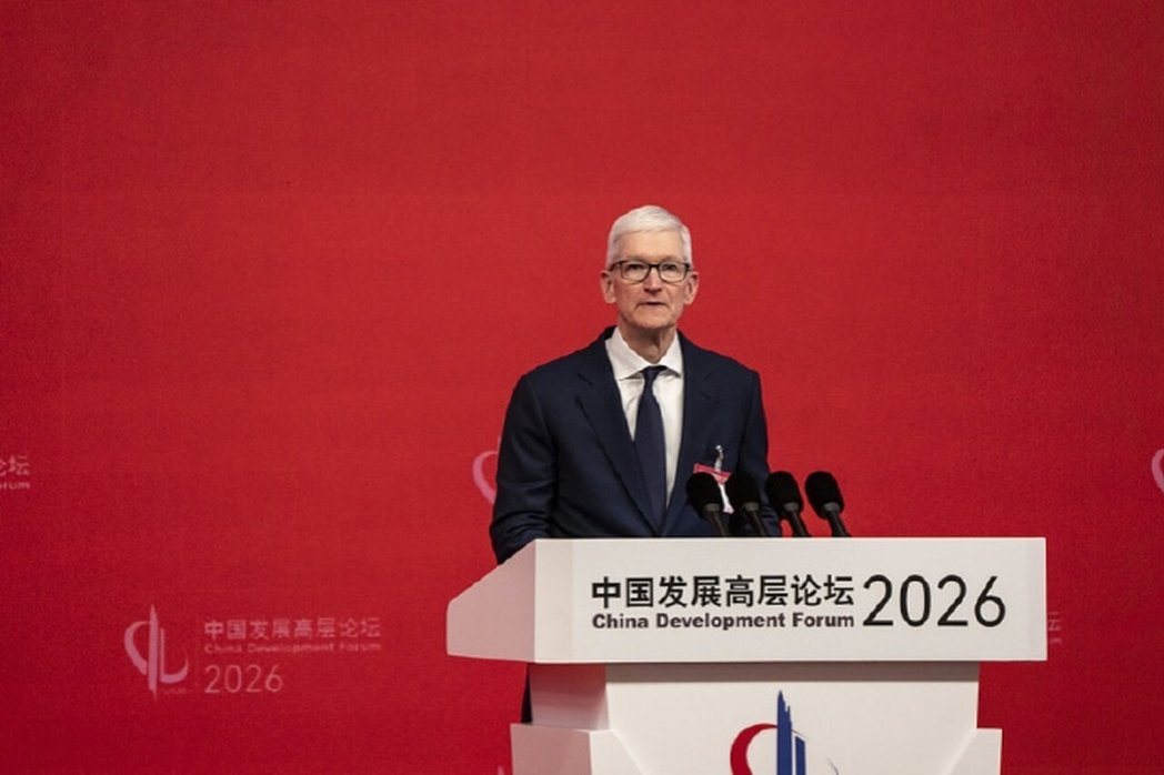 苹果执行长库克表示,大陆才华横溢的开发者每天挑战创新极限,利用技术工具助人学习、... 苹果执行长库克表示,大陆才华横溢的开发者每天挑战创新极限,利用技术工具助人学习、...