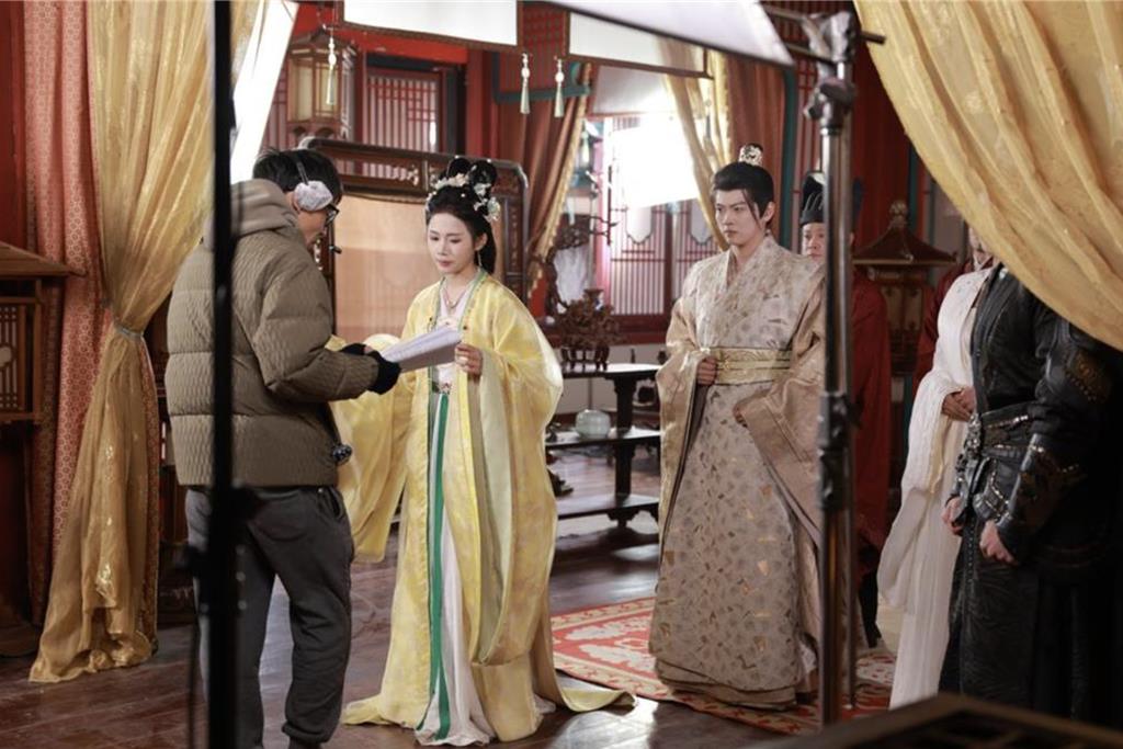 AI真的要抢饭碗？大陆短剧圈内幕曝光：最先消失的是这群人。 （示意图，新华社）