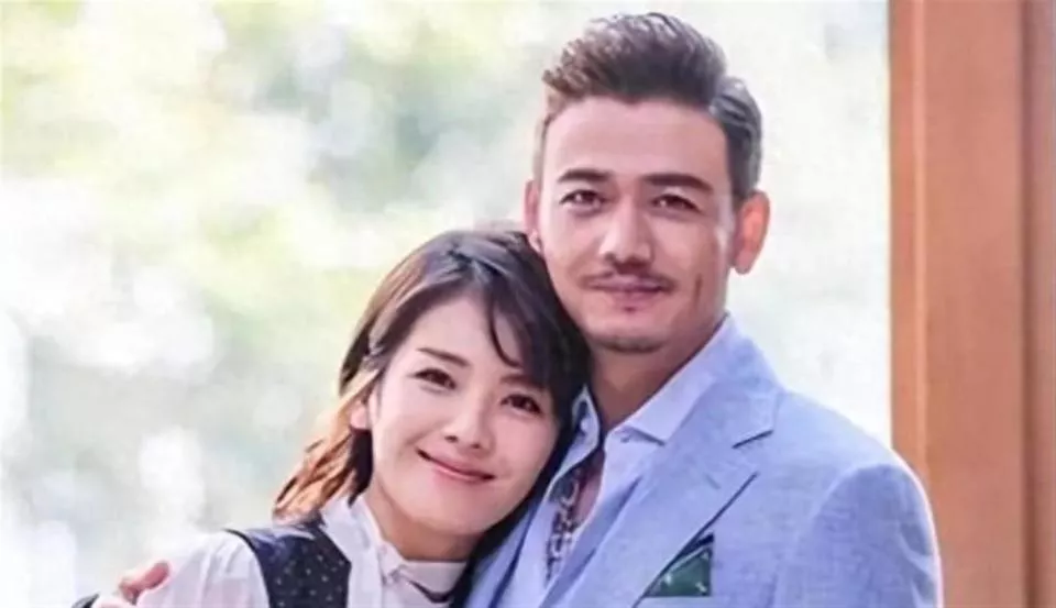 43岁杨烁近况:娶美女演员王黎雯,如今儿女双全成人生赢家