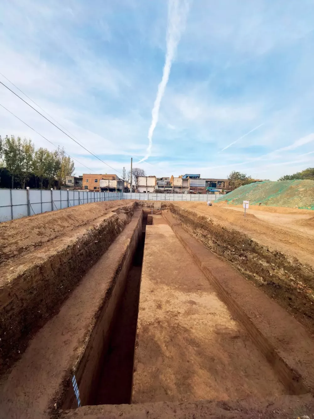 阿房宫没被烧,而且还是座“烂尾楼”