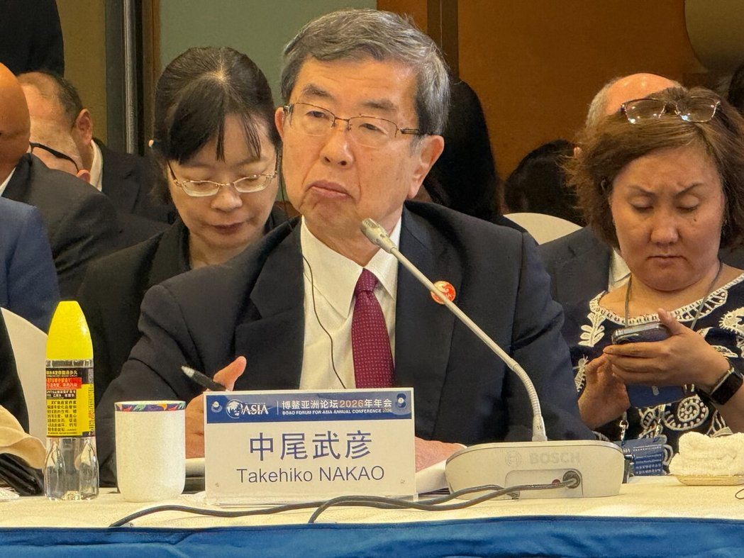 亚洲开发银行前行长、 日本国际经济战略中心理事长中尾武彦说,如果贬值过多,日本央... 亚洲开发银行前行长、 日本国际经济战略中心理事长中尾武彦说,如果贬值过多,日本央...