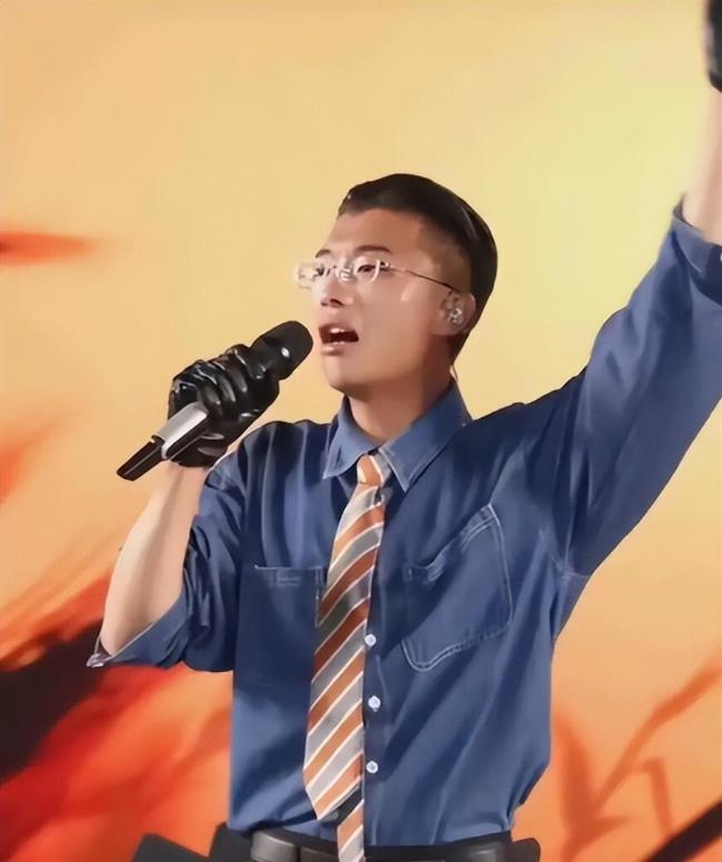 曾日涨百万，一夜爆红的郭有才，如今怎样了