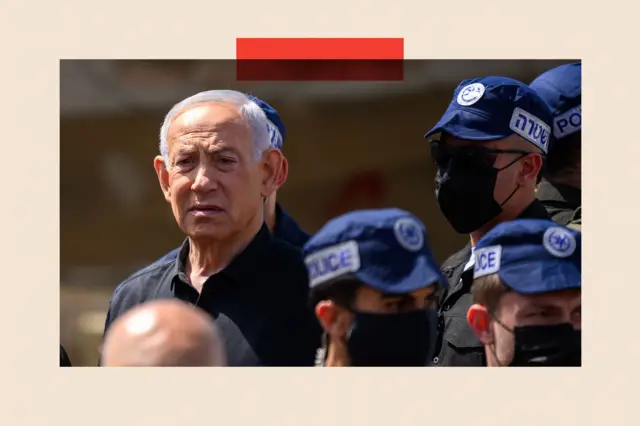 本雅明·内塔尼亚胡在视察遭伊朗弹道导弹摧毁的区域时做出反应。 