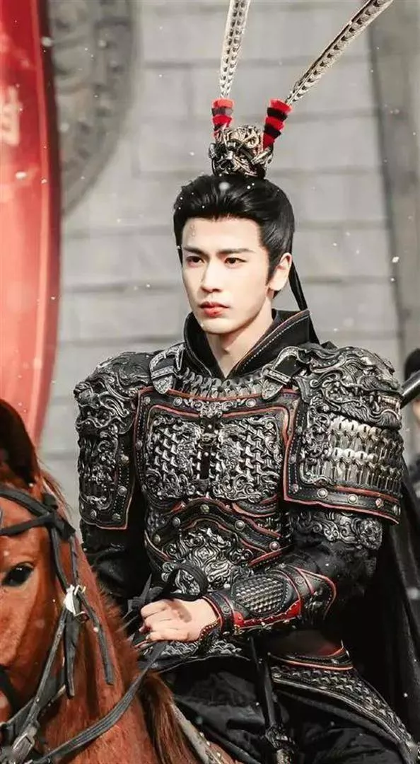 官方点名批评畸形审美，肖战、赵丽颖遭牵连